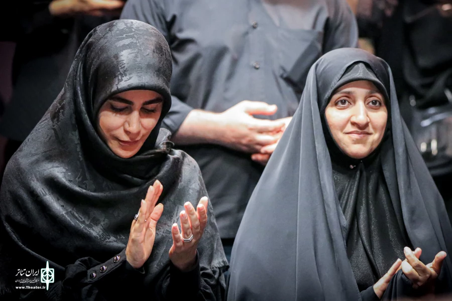 زهرا بهروزآذر، معاون امور زنان ریاست‌جمهوری به تماشای خوانش نمایشنامه «پل» نشست