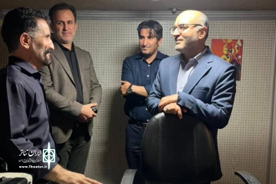 بازدید مدیرکل هنرهای نمایشی از تالار هنر