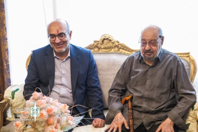 مدیرکل هنرهای نمایشی به دیدار پیشکسوت تعزیه رفت