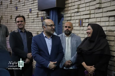 بازدید مدیرکل هنر های نمایشی  از تماشاخانه سنگلج‎