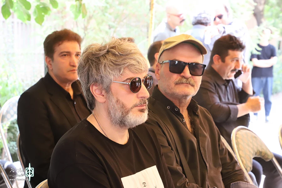 مرد نیک تئاتر با ذکر خاطراتی خوش از بازی و زندگی‌اش به خاک سپرده شد 11