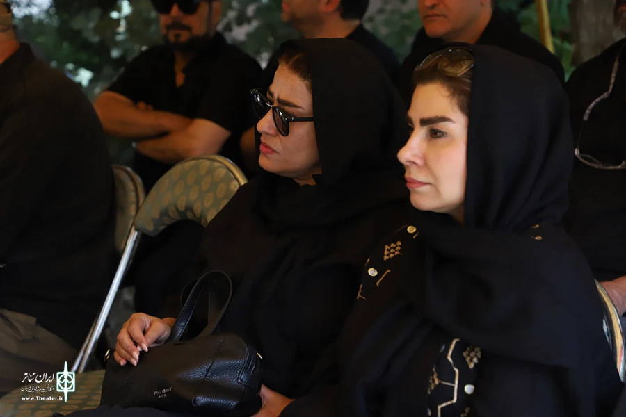 مرد نیک تئاتر با ذکر خاطراتی خوش از بازی و زندگی‌اش به خاک سپرده شد 12