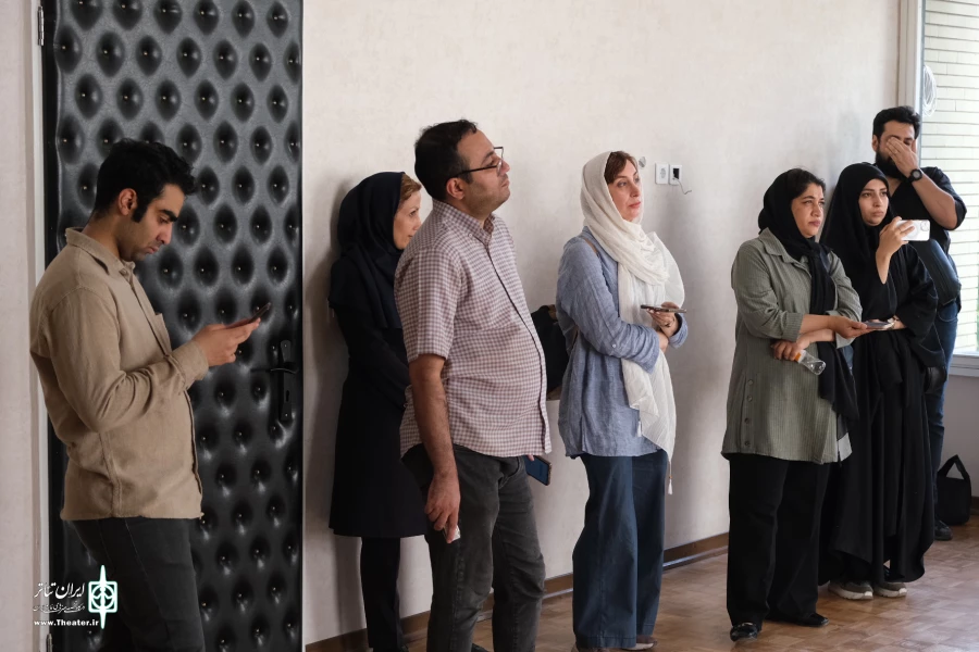 خبرنگاران از دفتر معاون هنری دیدن کردند 3