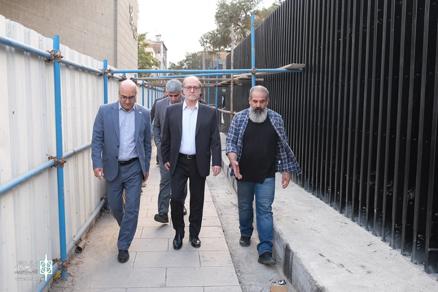 بازدید محمدمهدی احمدی از تئاتر شهر