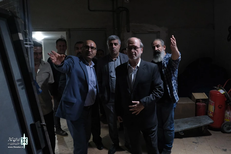 بازدید محمدمهدی احمدی از تئاتر شهر