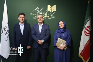 همزمان با جلسه ‌هم‌اندیشی جشنواره بین‌المللی تئاتر کودک و نوجوان؛

حکم دبیری آزاده انصاری به این هنرمند اعطا شد