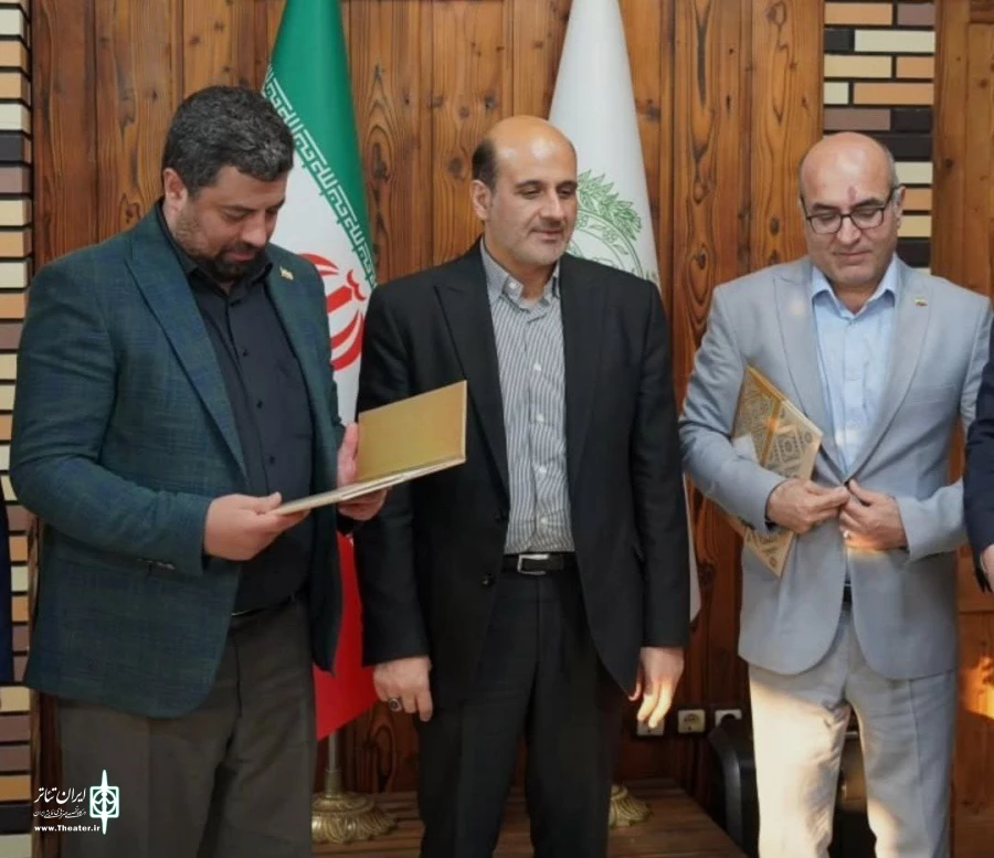 دیدار سرپرست اداره‌کل هنرهای نمایشی با مدیران تئاتر لاهیجان 6