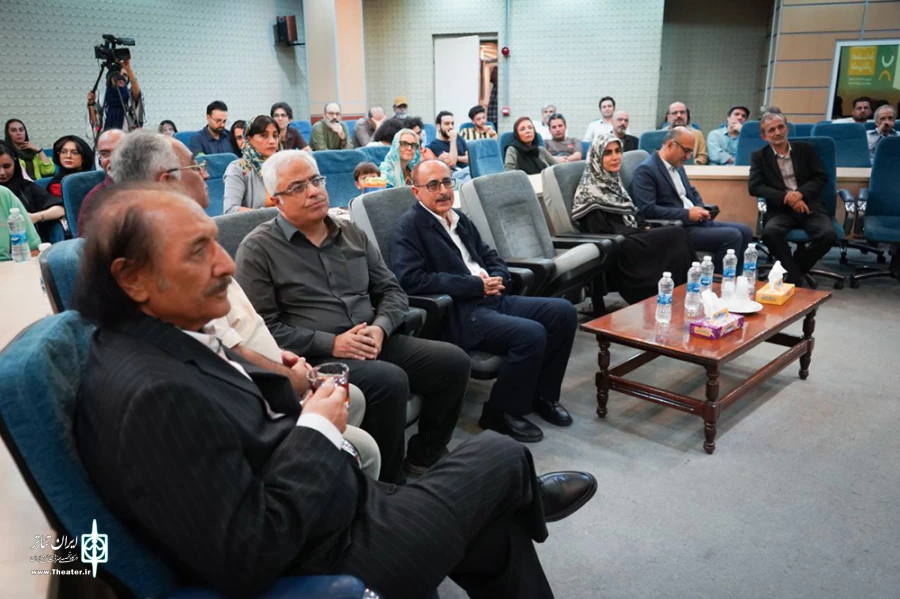 مراسم انتشار صدمین شماره فصلنامه علمی «تئاتر»برگزار شد 4