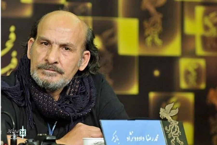 محمدرضا داوودنژاد شب‌چراغ نمایش «آنسوی افسانه» را می‌افروزد 2