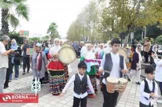 صادق حسنی:

جشنواره تئاتر شهروند لاهیجان به یک مطالبه مردمی تبدیل شده است