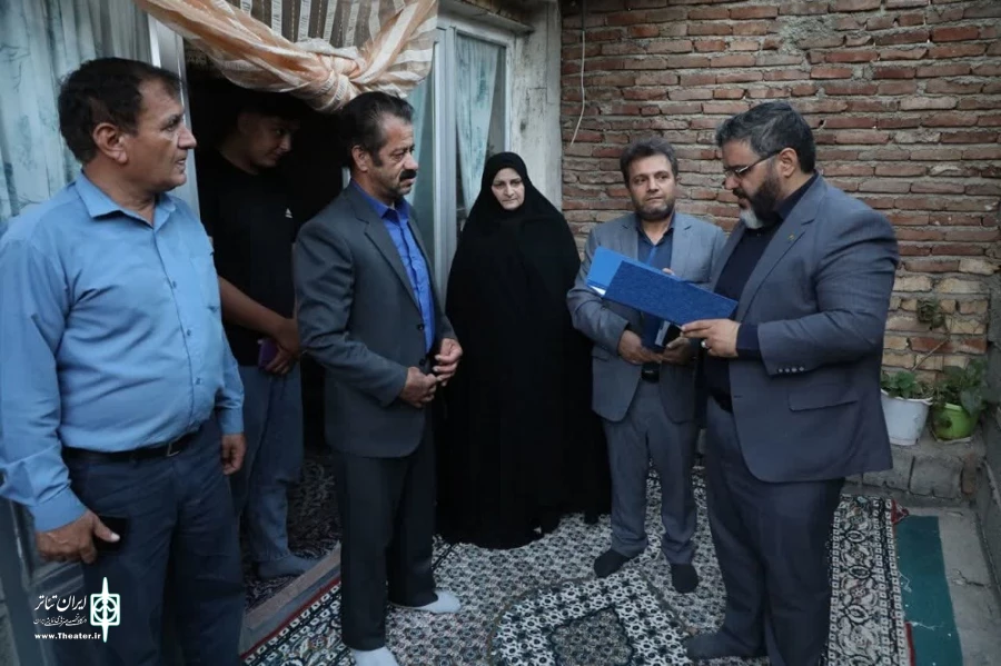 تجلیل از تئاتری های استان اردبیل