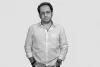 احسان عبدی‌پور:

اجرای ما هنگامه‌ای از صدا، یعنی ترانه، آواز، قصه و موسیقی است
