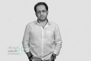 احسان عبدی‌پور:

اجرای ما هنگامه‌ای از صدا، یعنی ترانه، آواز، قصه و موسیقی است