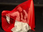 نمایش ئازا به کارگردانی نسرین محمدی به روی صحنه رفت


















نمایش ئازا به کارگردانی نسرین محمدی به روی صحنه رفت 2
