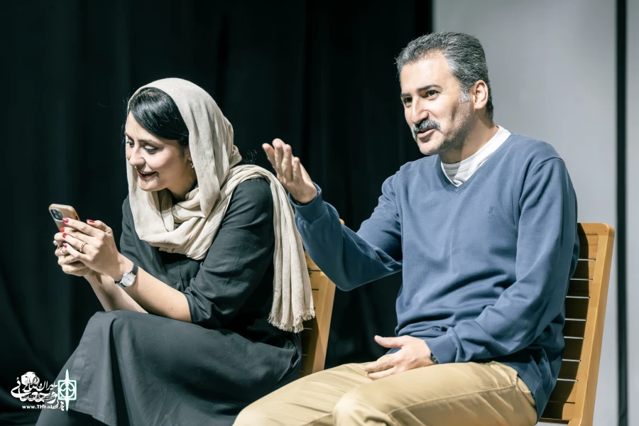 برای ۶ شب دیگر، نمایش «روزهای بی‌باران» روی صحنه خواهد ماند 2