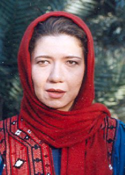 آناهیتا اقبال‌نژاد