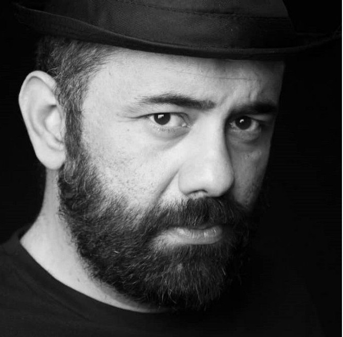 روزبه اختری