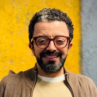 فرزین محدث